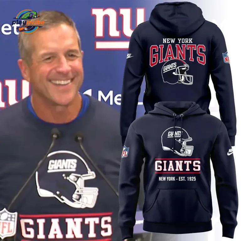 New York Giants Helmet Graphic Pullover Hoodie